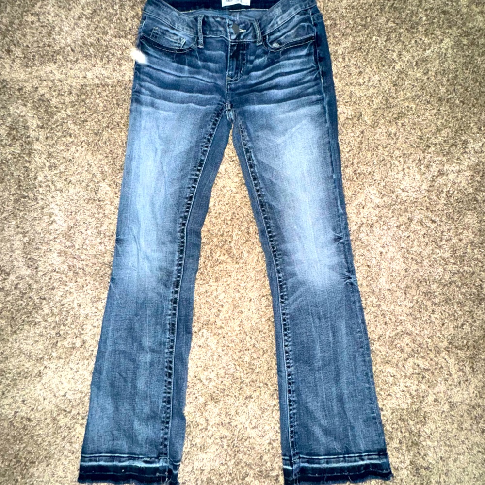 BKE stella jeans size 26x29 1/2. Sold buckle. Worn three times. Retails for 88.